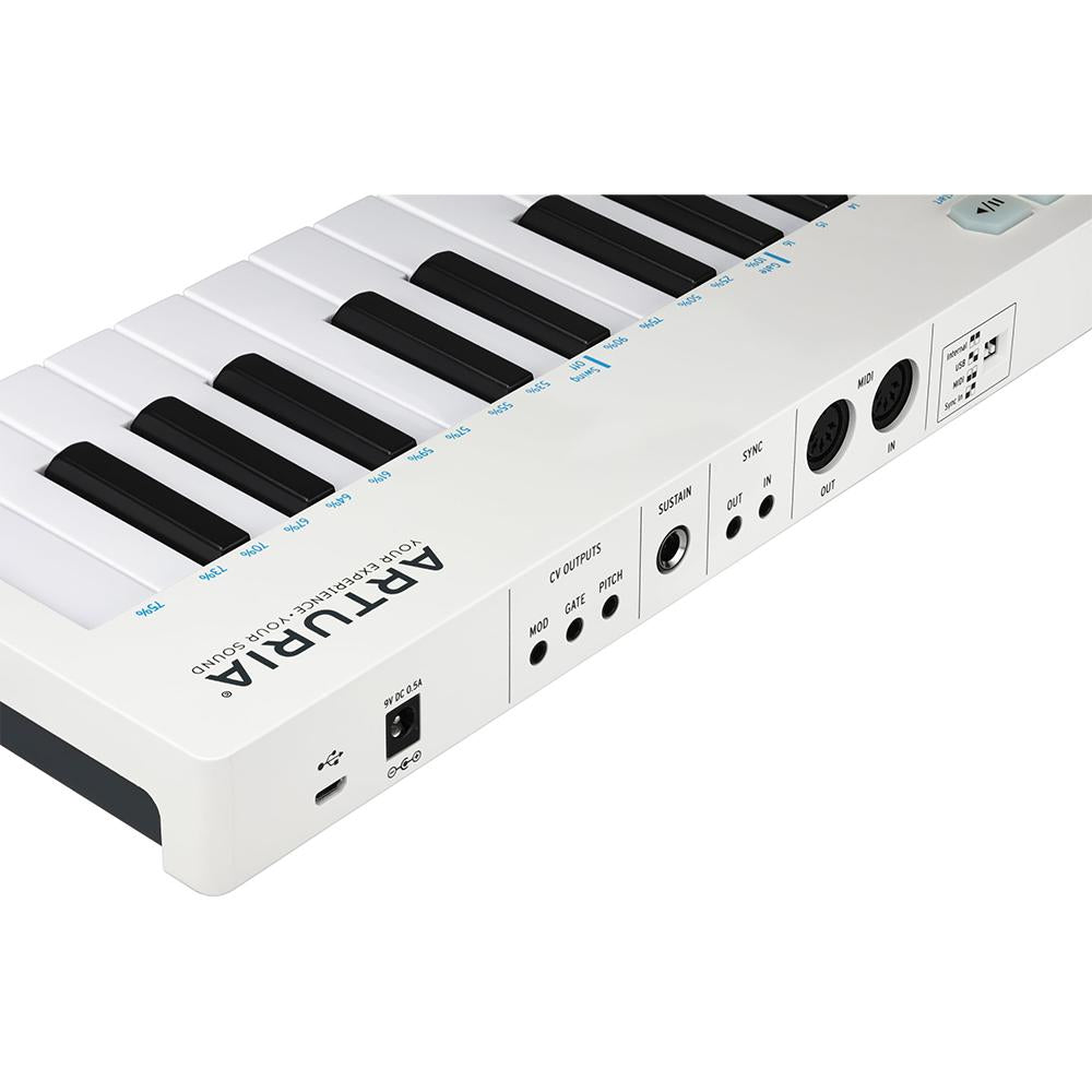 Arturia KeyStep 32-Key MIDI Controller and Keyboard White + 26 Month Protection