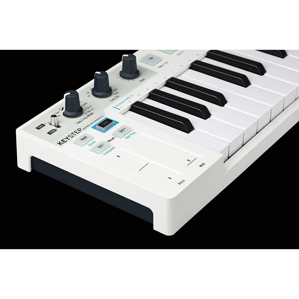 Arturia KeyStep 32-Key MIDI Controller and Keyboard White + 26 Month Protection