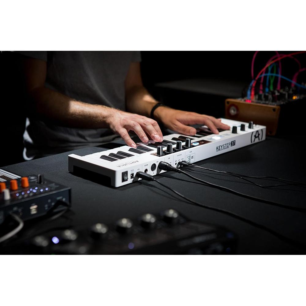 Arturia KeyStep 37-Key MIDI Controller and Keyboard White + 26 Month Protection