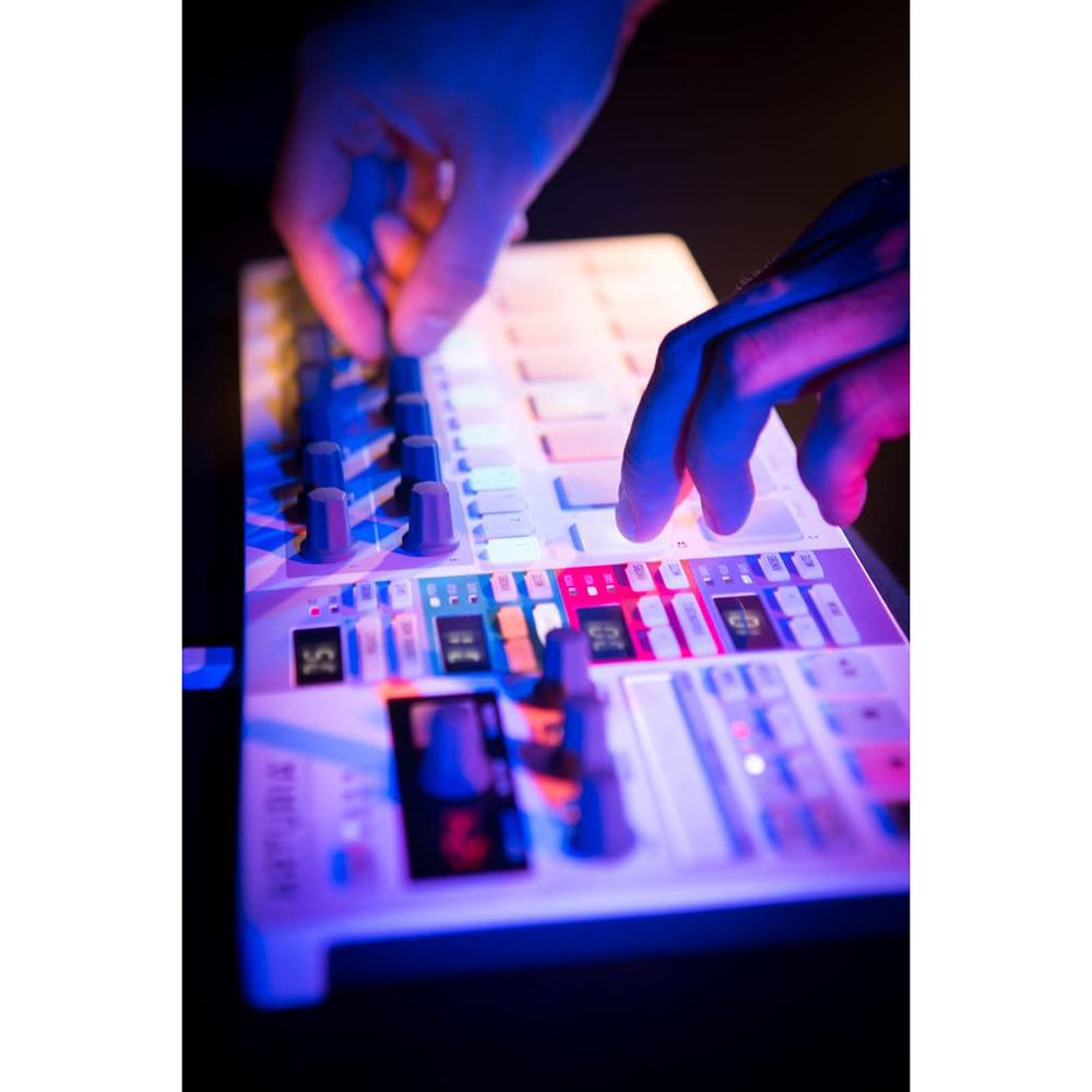 Arturia BeatStep Pro 16-Pad MIDI Controller and Sequencer + 26 Month Protection