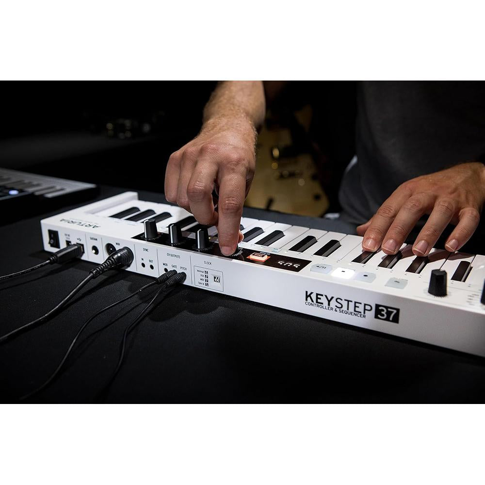 Arturia KeyStep 37-Key MIDI Controller and Sequencer Keyboard White Renewed
