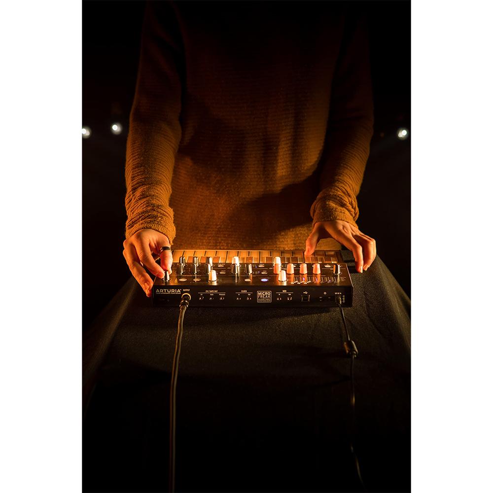 Arturia MicroFreak 25-Key Hybrid Analog-Digital Synthesizer, Black - Refurbished