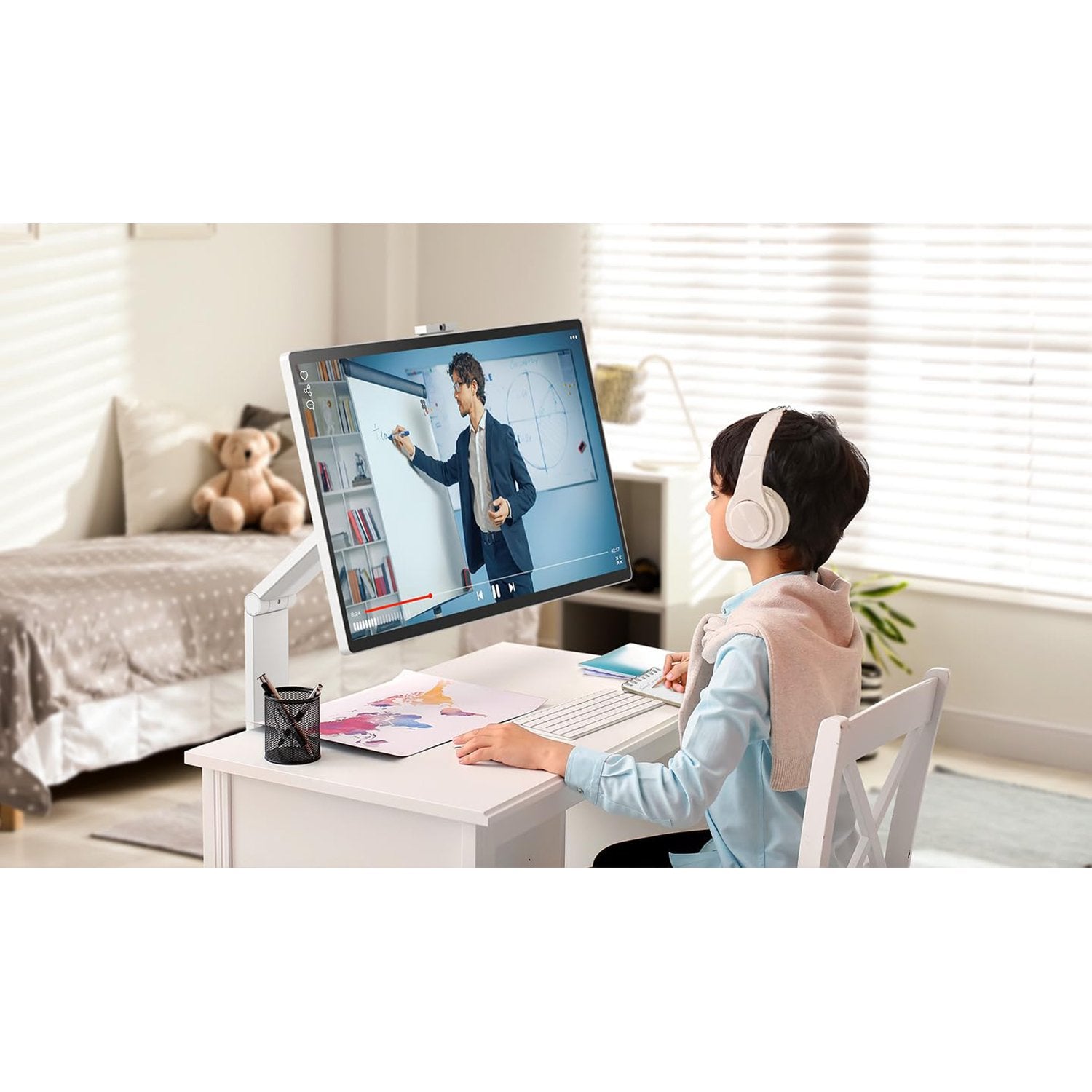 LG 32 Inch 4K UHD IPS Touchscreen Smart Monitor Swing with Rolling Stand